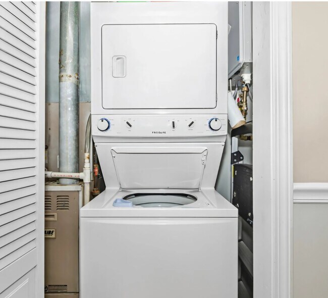 1538 N Maplewood Ave unit G, Chicago, IL 60622 - photo 4