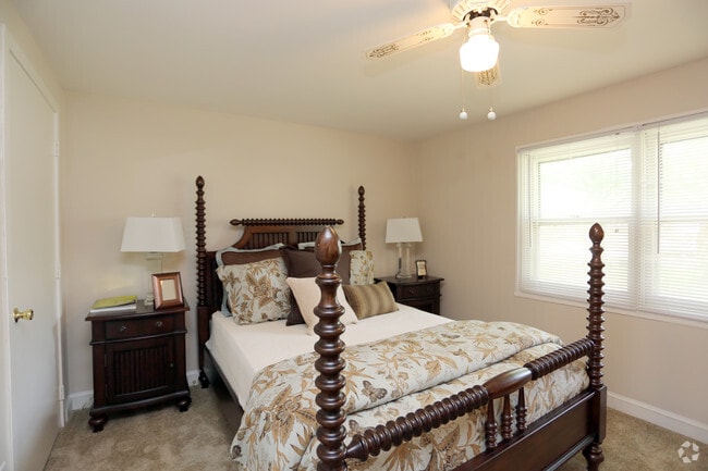 Towers at Greenville, Wilmington, DE 19807 - photo 7