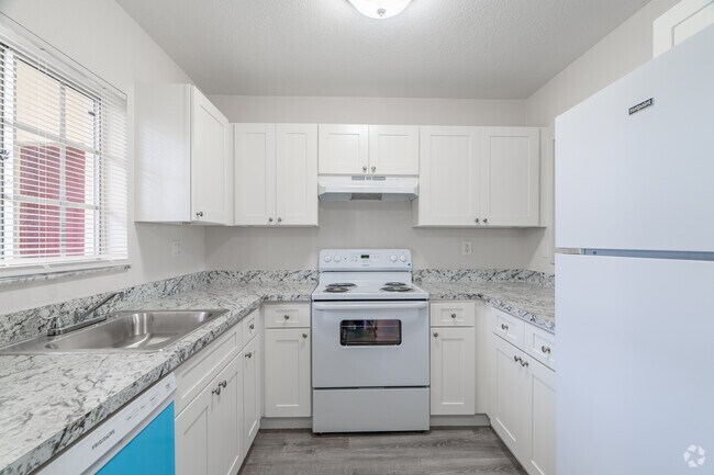 Villas at Palm Beach, West Palm Beach, FL 33415 - photo 2