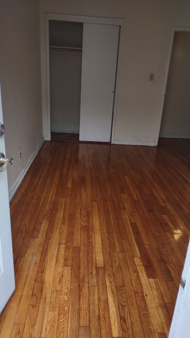 944 E 103rd St unit 1, Brooklyn, NY 11236 - photo 3