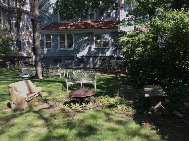 1306 Hinman Ave unit D, Evanston, IL 60201 - photo 6