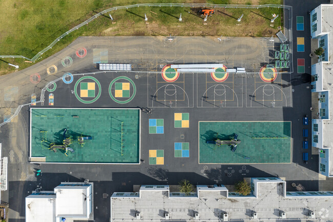 You kids will never want to leave the playground at Jefferson Elementary School.
