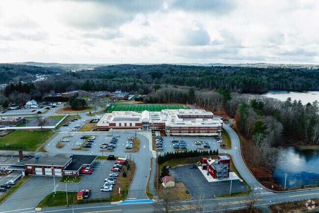 Auburn Middle School provides a well-rounded education and promotes academic excellence.