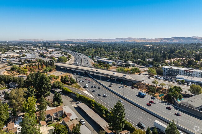 The I-680 runs through Buena Vista, for convenient access across the bay area.