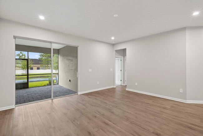 3416 Timber Crossing Ave, Brandon, FL 33511 - photo 6