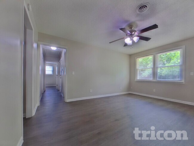 2308 S Partridge Cir, Hopkins, SC 29061 - photo 4