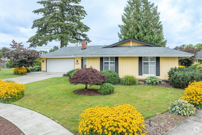 Ranch style homes are plentiful and common in Mint Valley.