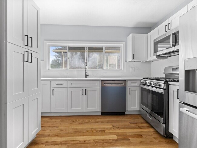 17 Tesla Ave unit 2, Medford, MA 02155 - photo 3