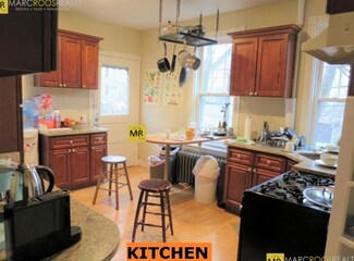 17 Putnam Ave, Cambridge, MA 02139