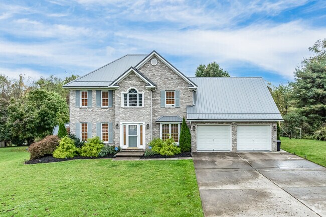 East Taylor has a few larger Colonial homes throughout the area.