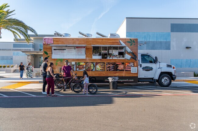 Try delicious food at community events in Natomas Creek.