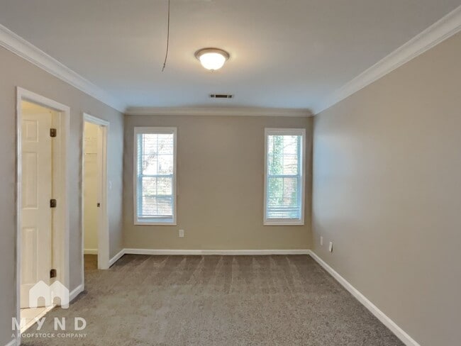 5210 Laurel Bridge Dr SE, Smyrna, GA 30082 - photo 7