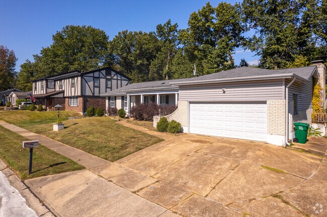 Sappington offers tree‑lined streets and a mix of housing types.