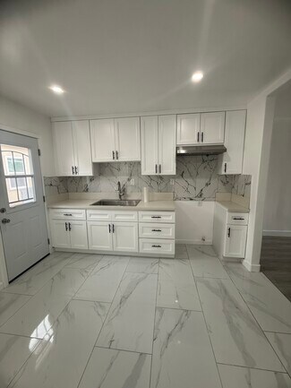 1214 S Temple Ave Unit 2, Compton, CA 90221