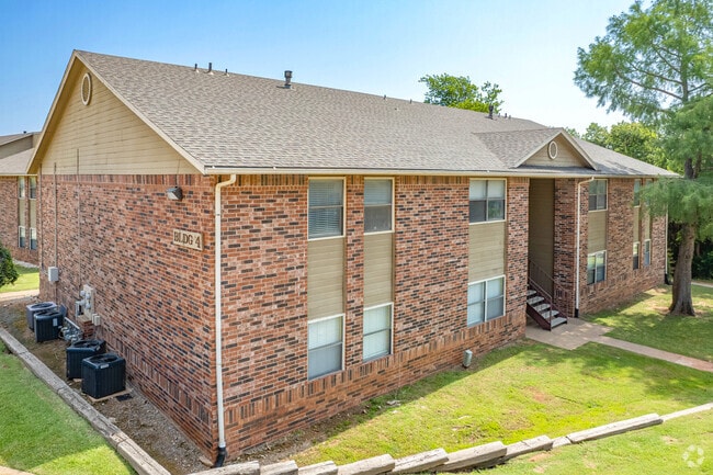 The Parke at Central, Edmond, OK 73034 - photo 7