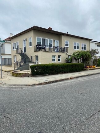 100 Belmont Ave Unit 3, Long Beach, NY 11561