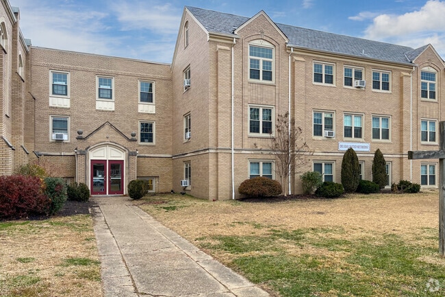 Del Ray Montessori School