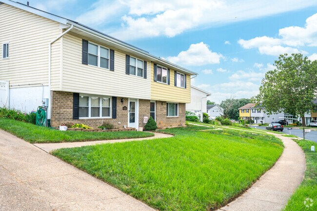 Duplexes in Ferndale are a great spot to live.