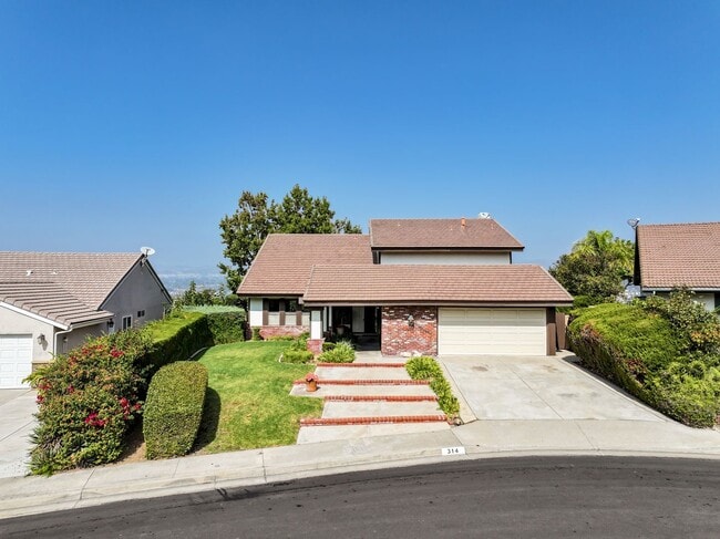 314 S Smokeridge Terrace, Anaheim, CA 92807 - photo 2