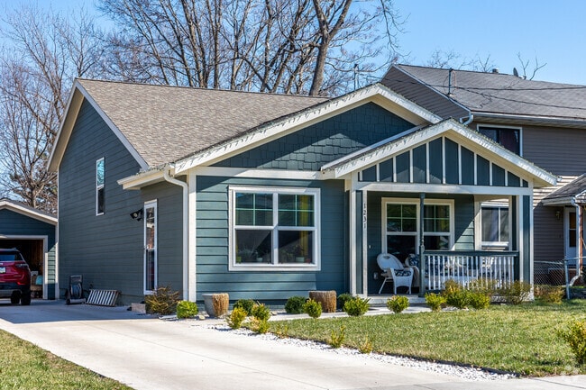 Small bungalows with front porches are a popular style in Martin Luther King Jr Park.