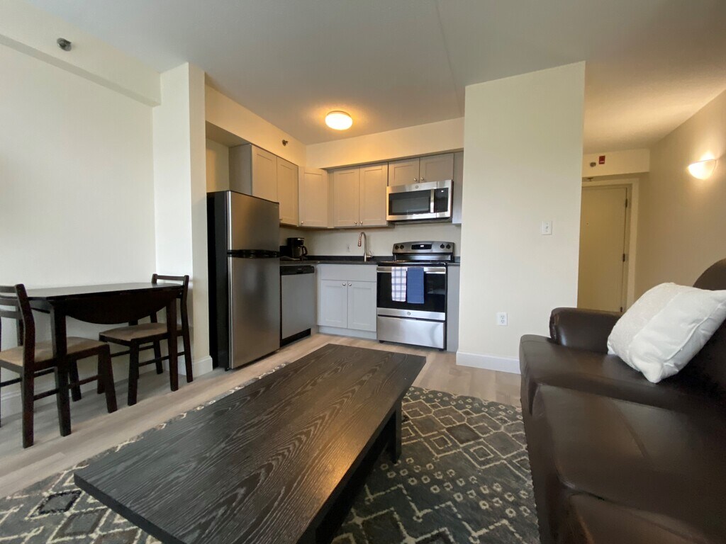 44 Montvale Avenue 44 Montvale Ave, Woburn, MA