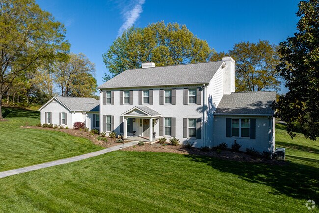 Colonial Style Home Along Hickory Hollow Road