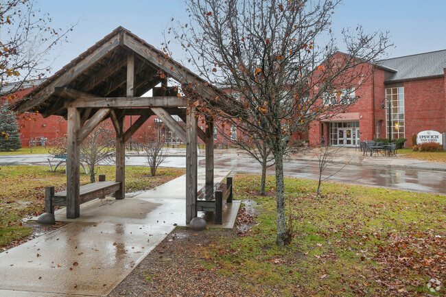 Ipswich High School welcomes teens in the Ipswich, MA, community.
