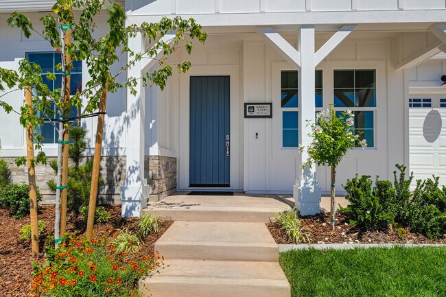 1308 Bear Creek Dr unit 36455761, Rocklin, CA 95765 - photo 7