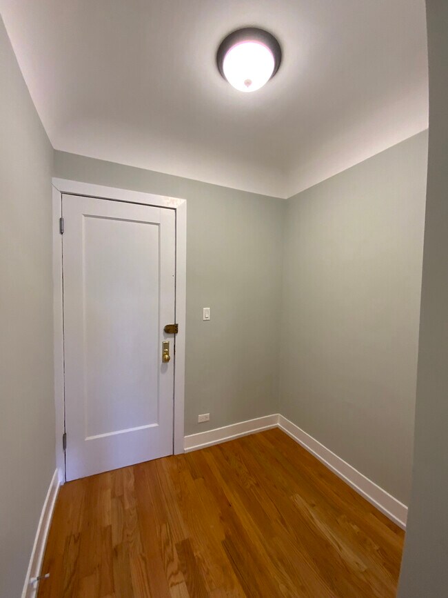 545 Chestnut St unit E545-303, Winnetka, IL 60093 - photo 6