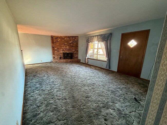 4410 E 26th St, Joplin, MO 64804 - photo 7