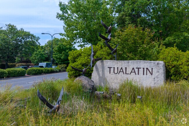 A monument on SW Nyberg Street welcomes you to Sherwood-Tualatin South.