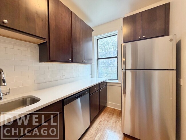 1540 N Kedzie Ave unit 2, Chicago, IL 60651 - photo 4