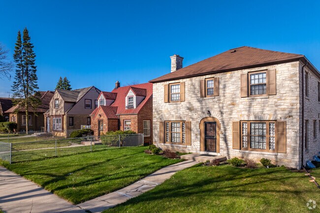 Larger four bed homes and smaller Cape Cods can be found in Rufus King.