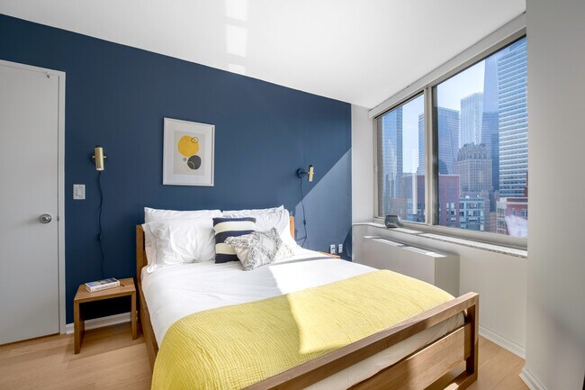 400 Chambers St unit FL8-ID2128, New York, NY 10282 - photo 7