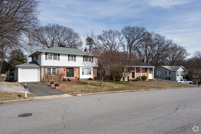 Mount Vernon has Colonial Revival homes in well established communities.