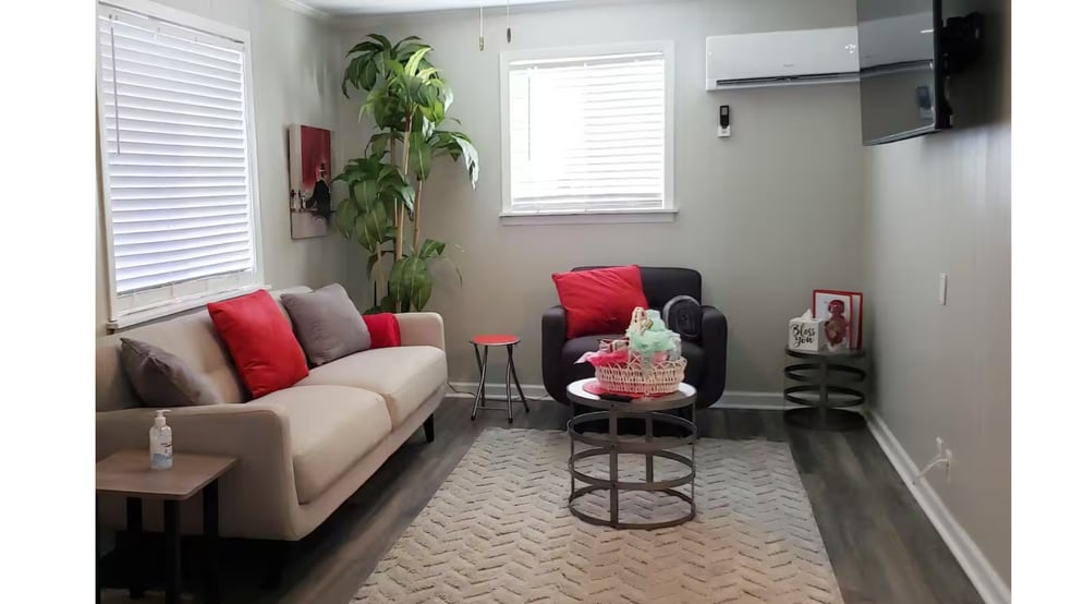 701 N Greenwood Ave, Chattanooga, TN 37404 - photo 1