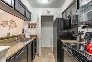 6787 S Landing Way, Memphis, TN 38115