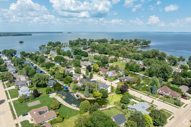 Northshore is located along the coast of Lake Winnebago.