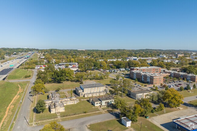 North Birmingham is close to the interstate for an easy commute.