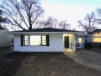 1453 Fairview Ave, Greenville, MS 38701