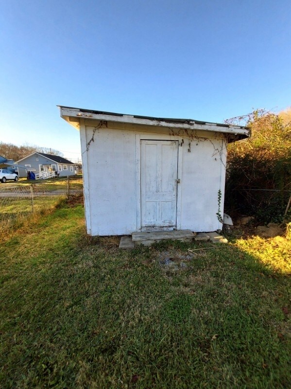 1730 Park St, Kingsport, TN 37664 - photo 6