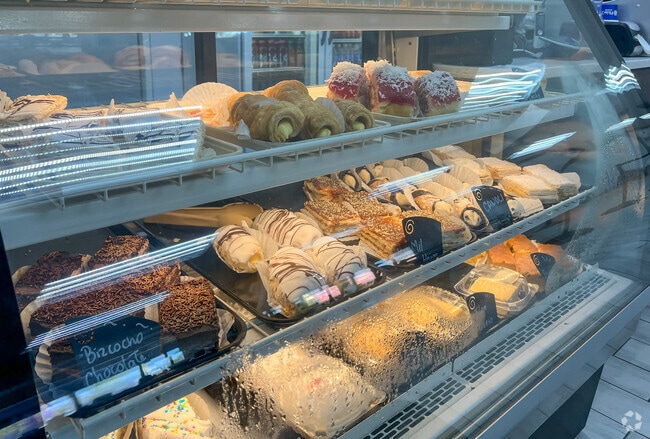 Kissimmee's Taino's Bakery & Deli has not only terrific deli sandwiches but yummy bakery items.