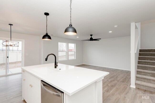 4274 E Kalinga St, Meridian, ID 83642 - photo 4