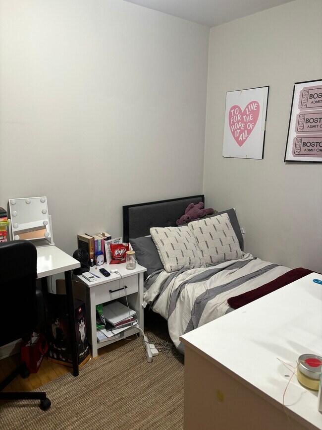 74 Joy St unit 2, Boston, MA 02114 - photo 6