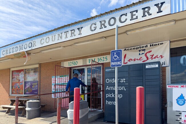 Shop local in the heart of Mustang Ridge.