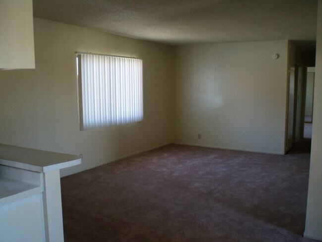 El Romano, Hawthorne, CA 90250 - photo 7