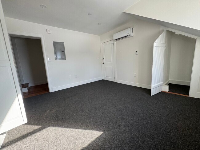 16 Washington St unit 2, Peabody, MA 01960 - photo 6