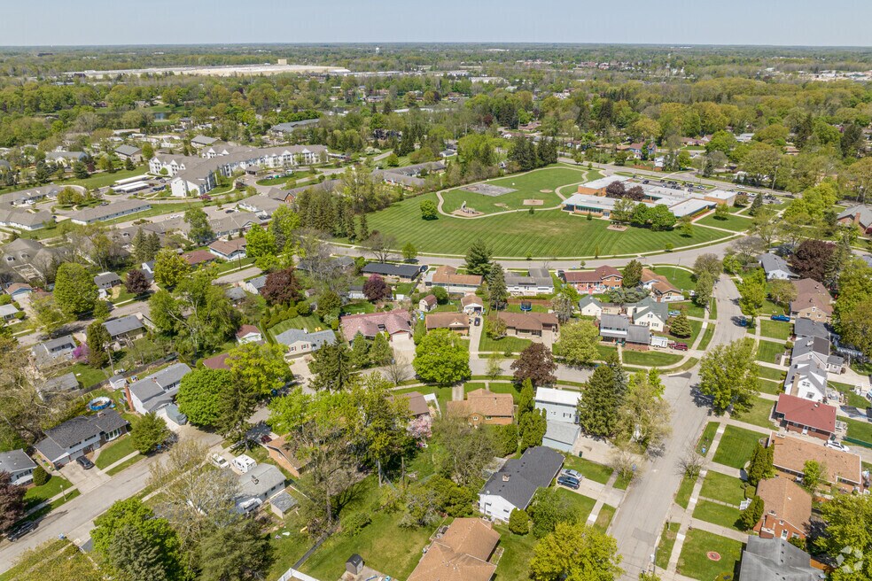 518938_Averill Woods_10132025_v1