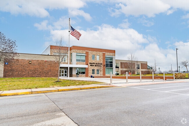 Niche ranks South Oldham High School as the #2 best public high school in Oldham County.