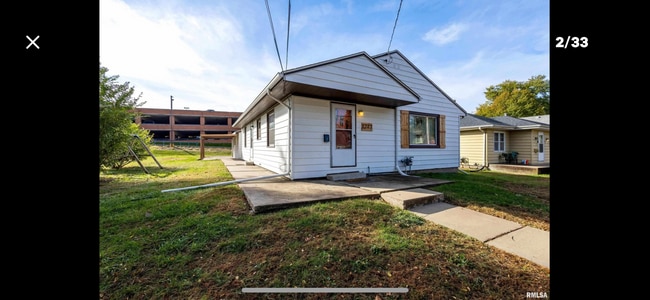 1243 E Dover Ct, Davenport, IA 52803 - photo 2